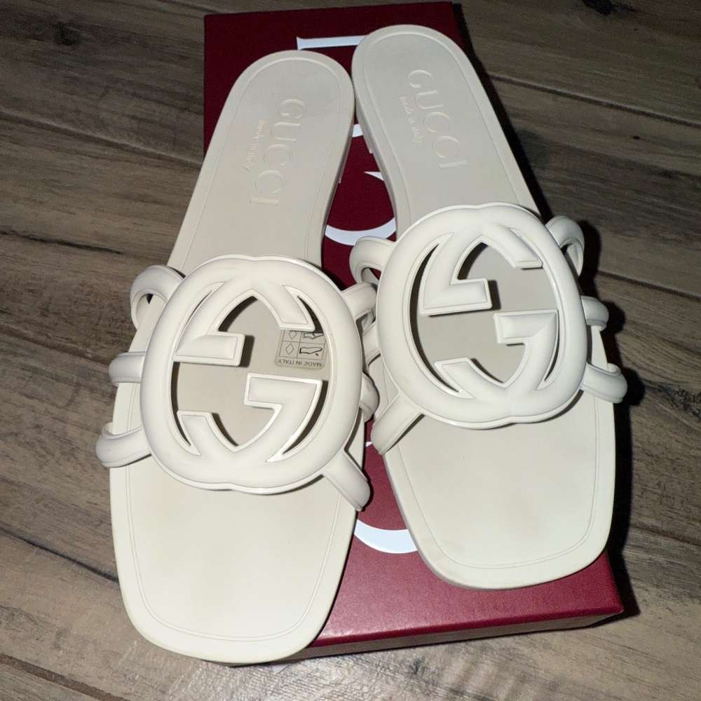 Gucci Palma Slide White Womens Size 40